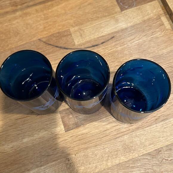 Upcycled Cobalt Blue Wine Bottle Tumbler Glass Set of 3 fish - Picture 4 of 8